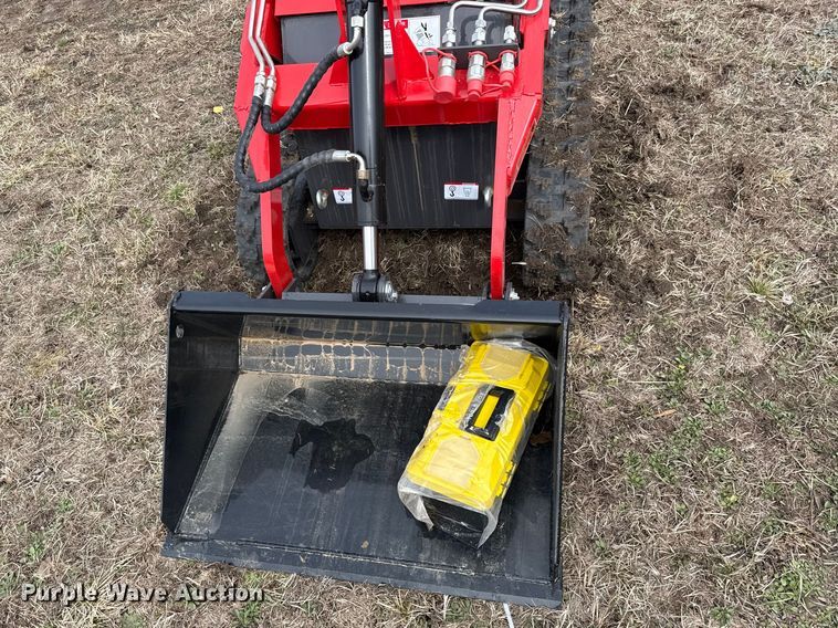 image for item DZ4339 2025 AGT YSRT14 compact utility loader