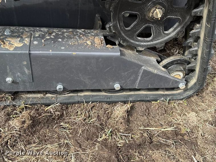 image for item DZ4339 2025 AGT YSRT14 compact utility loader