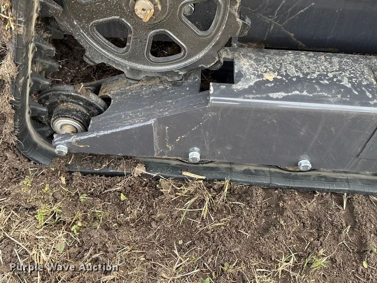 image for item DZ4339 2025 AGT YSRT14 compact utility loader