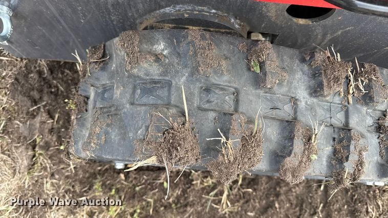 image for item DZ4339 2025 AGT YSRT14 compact utility loader