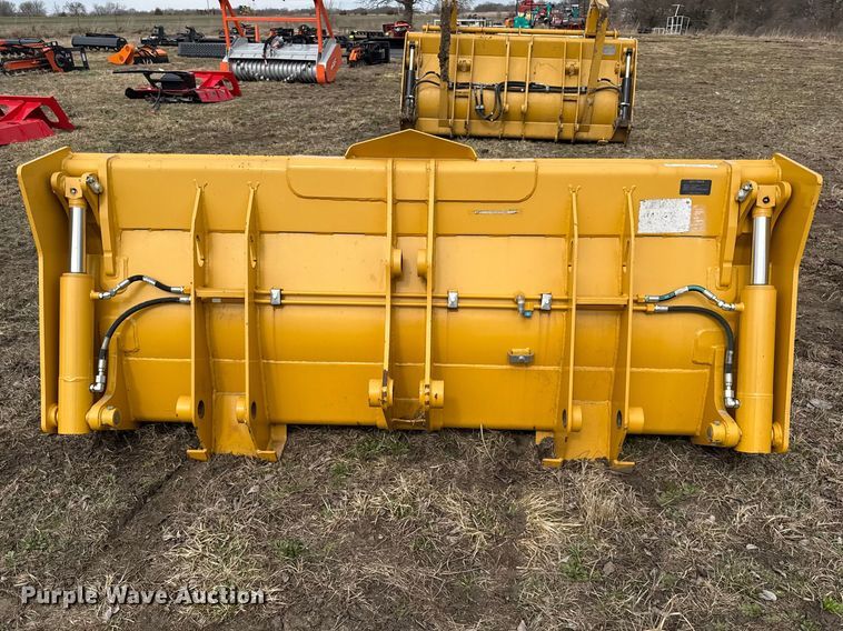 image for item DZ4368 John Deere AT447845 four-in-one wheel loader bucket