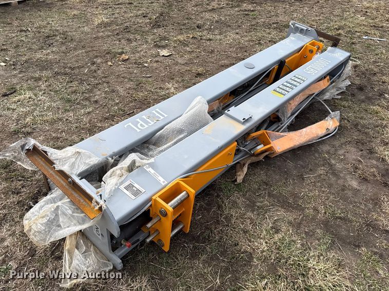 image for item DZ4372 2025 IRanch automotive lift