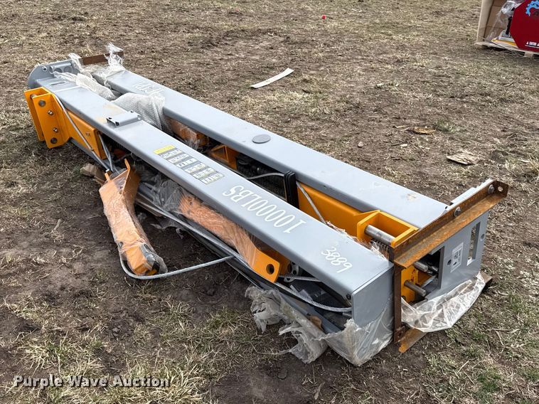 image for item DZ4372 2025 IRanch automotive lift