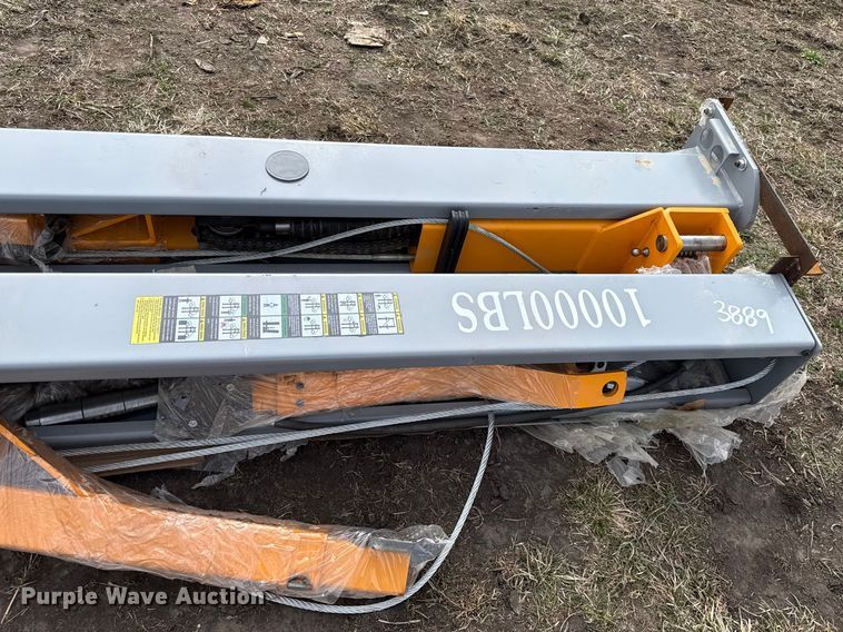 image for item DZ4372 2025 IRanch automotive lift