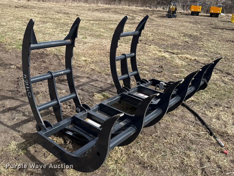 image for item DZ4374 skid steer loader
