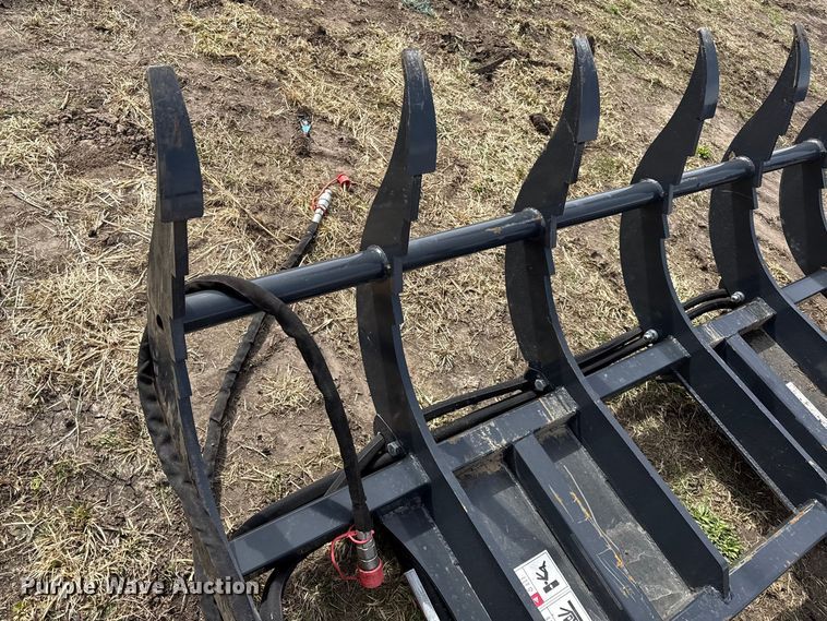 image for item DZ4374 skid steer loader