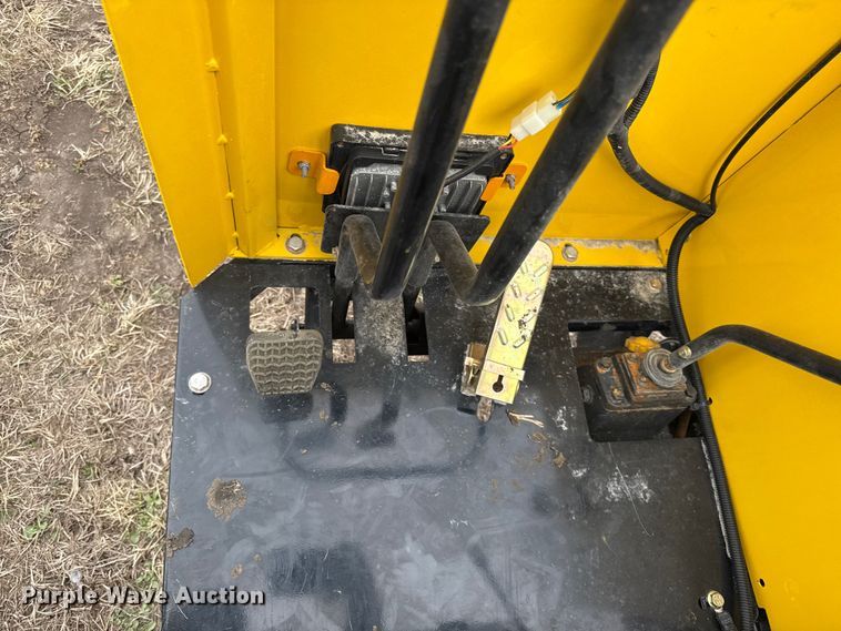 image for item DZ4377 SDLanch SDLD25 track carrier