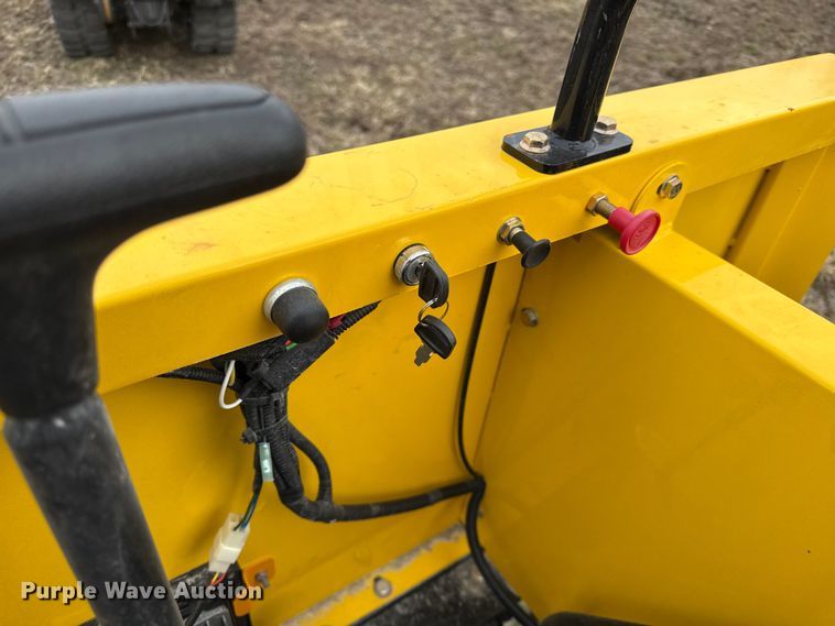 image for item DZ4377 SDLanch SDLD25 track carrier