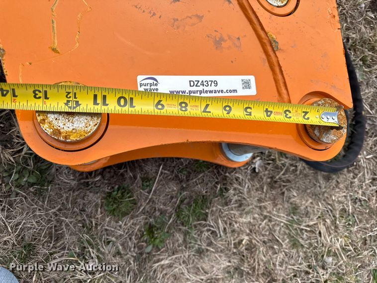 image for item DZ4379 Wolverine demolition grapple