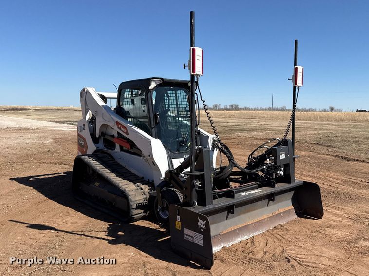 image for item DZ5124 2024 Bobcat T740 tracked skid steer loader