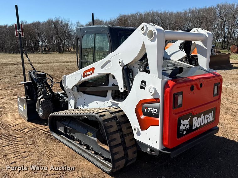 image for item DZ5124 2024 Bobcat T740 tracked skid steer loader