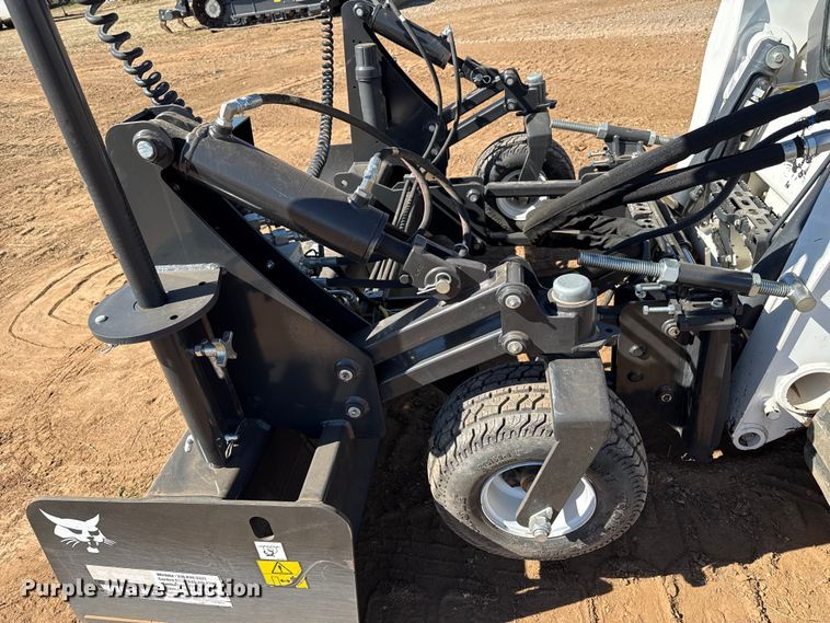 image for item DZ5124 2024 Bobcat T740 tracked skid steer loader