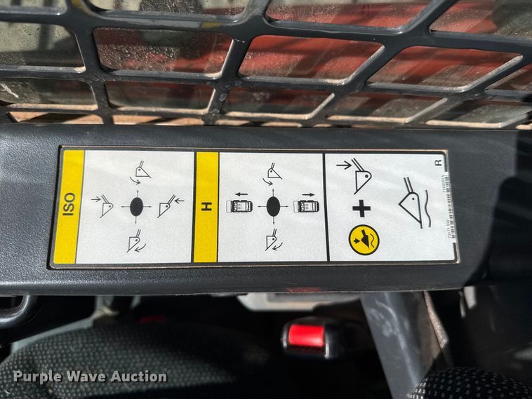 image for item DZ5124 2024 Bobcat T740 tracked skid steer loader