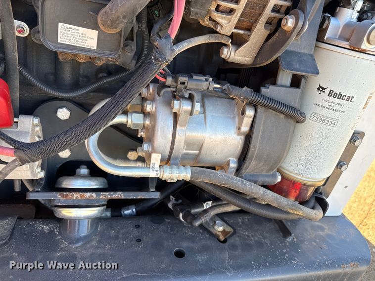 image for item DZ5124 2024 Bobcat T740 tracked skid steer loader