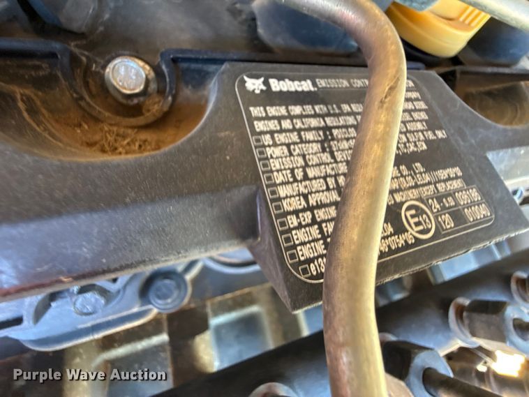 image for item DZ5124 2024 Bobcat T740 tracked skid steer loader