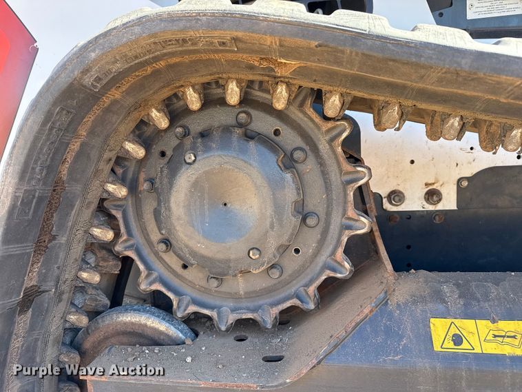 image for item DZ5124 2024 Bobcat T740 tracked skid steer loader