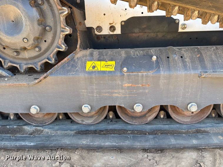 image for item DZ5124 2024 Bobcat T740 tracked skid steer loader