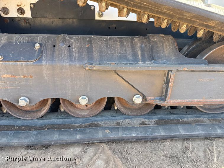 image for item DZ5124 2024 Bobcat T740 tracked skid steer loader