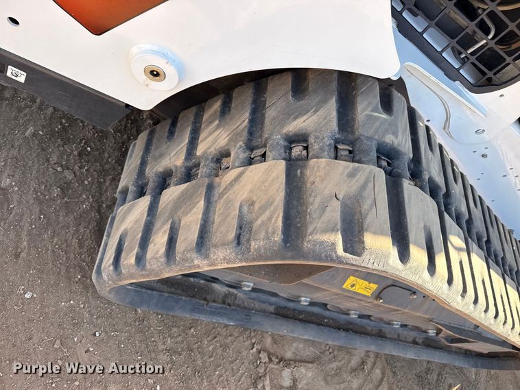 image for item DZ5124 2024 Bobcat T740 tracked skid steer loader