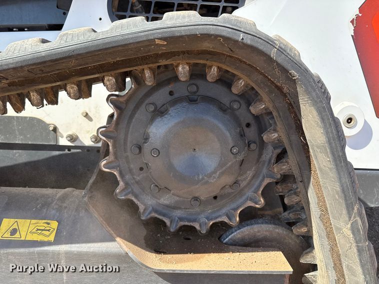 image for item DZ5124 2024 Bobcat T740 tracked skid steer loader