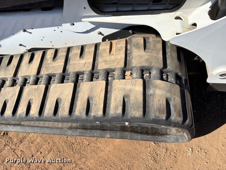 image for item DZ5124 2024 Bobcat T740 tracked skid steer loader