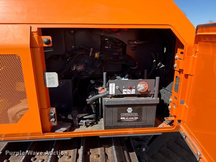 image for item DZ5125 2022 Doosan DD100 dozer