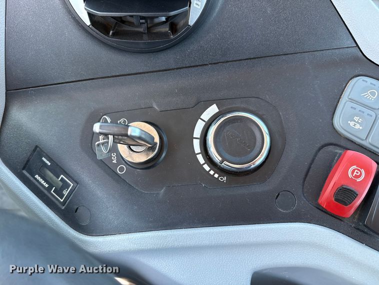 image for item DZ5125 2022 Doosan DD100 dozer