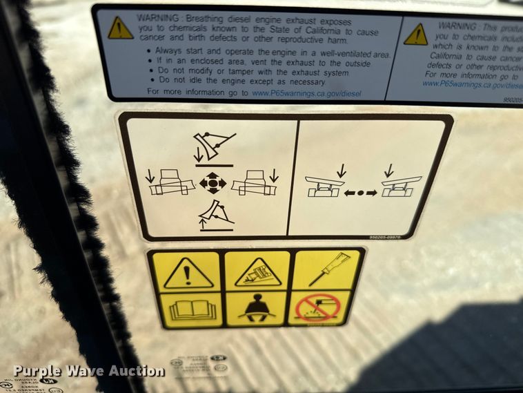 image for item DZ5125 2022 Doosan DD100 dozer