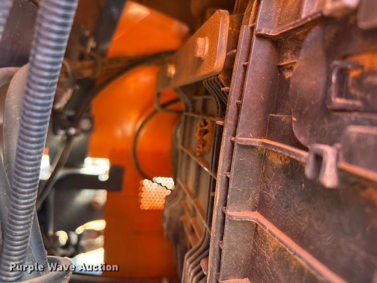 image for item DZ5125 2022 Doosan DD100 dozer