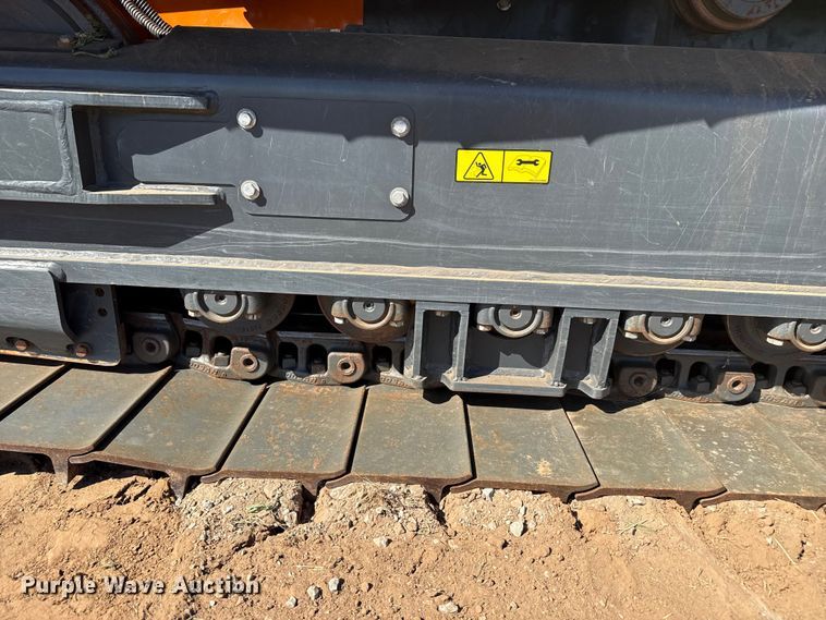 image for item DZ5125 2022 Doosan DD100 dozer