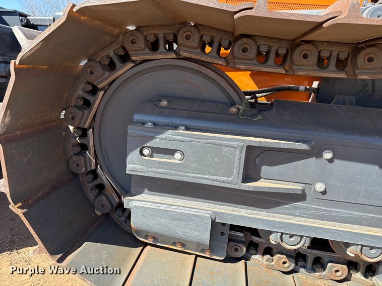 image for item DZ5125 2022 Doosan DD100 dozer