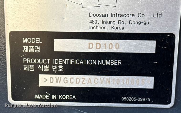 image for item DZ5125 2022 Doosan DD100 dozer