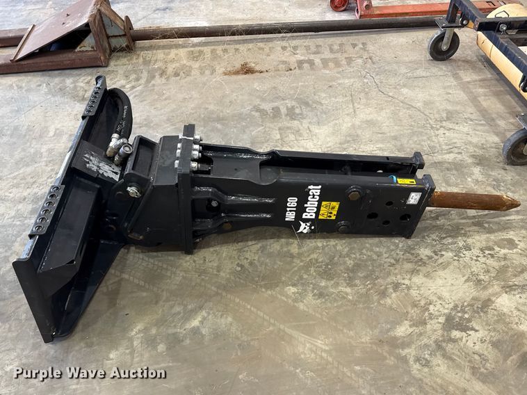 image for item DZ5126 2022 Bobcat NB160 breaker