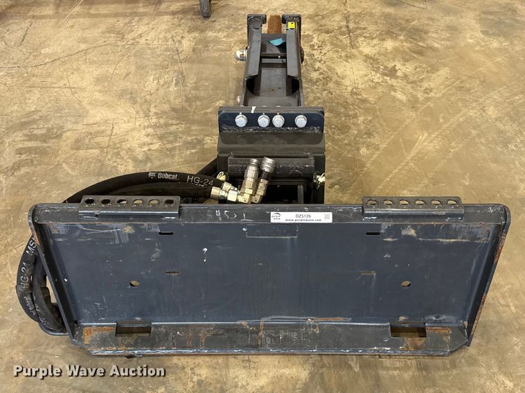 image for item DZ5126 2022 Bobcat NB160 breaker