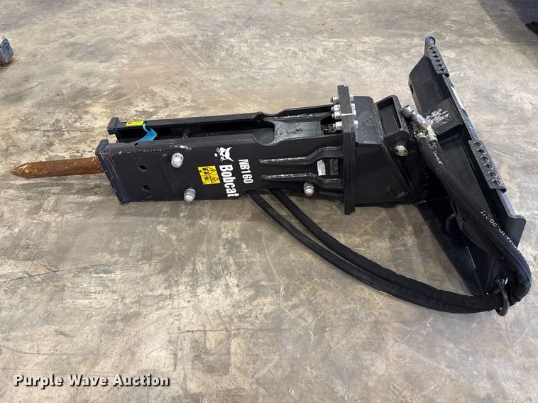 image for item DZ5126 2022 Bobcat NB160 breaker