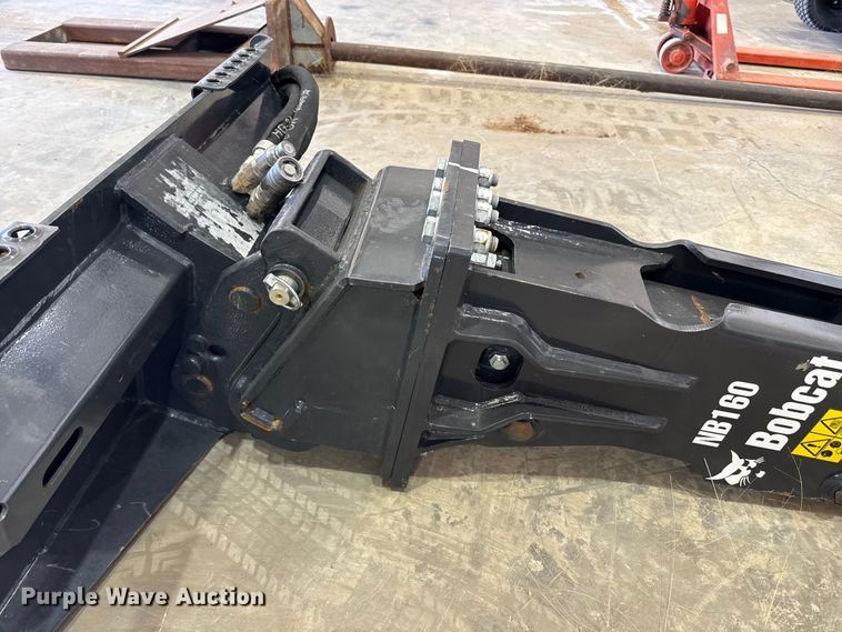 image for item DZ5126 2022 Bobcat NB160 breaker
