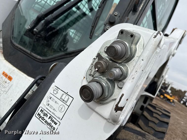 image for item DZ5142 2017 Bobcat S650 skid steer loader