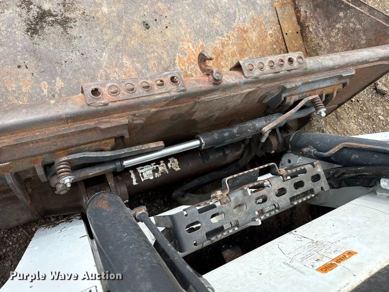 image for item DZ5142 2017 Bobcat S650 skid steer loader