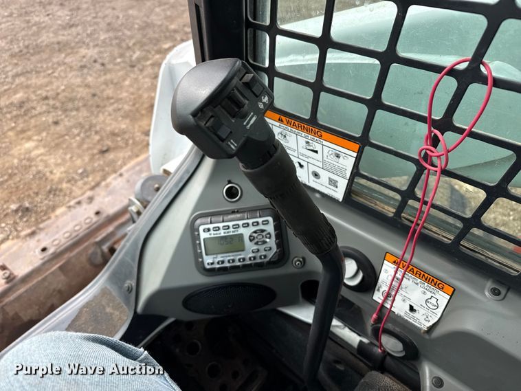 image for item DZ5142 2017 Bobcat S650 skid steer loader