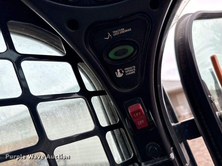 image for item DZ5142 2017 Bobcat S650 skid steer loader