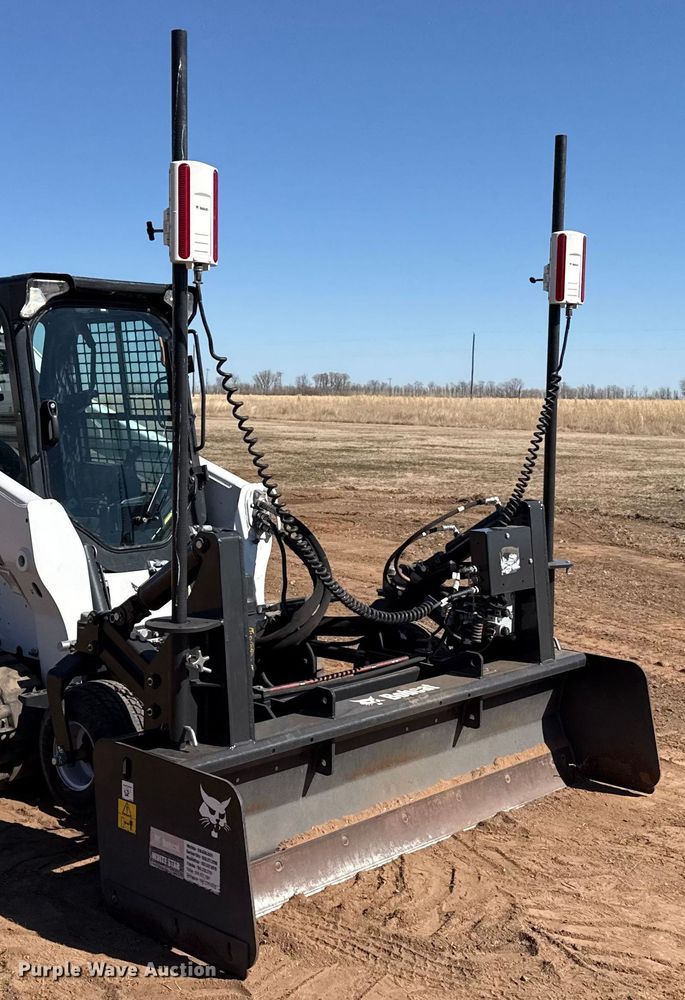 image for item DZ5159 2023 Bobcat HD84 skid steer box blade