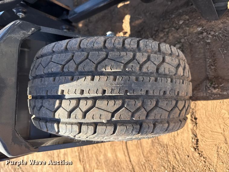 image for item DZ5159 2023 Bobcat HD84 skid steer box blade