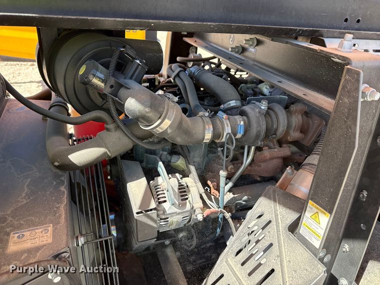 image for item DZ5164 2022 Kaeser M55 air compressor