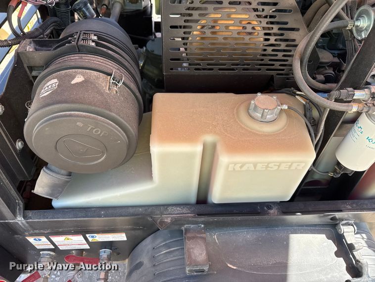 image for item DZ5164 2022 Kaeser M55 air compressor