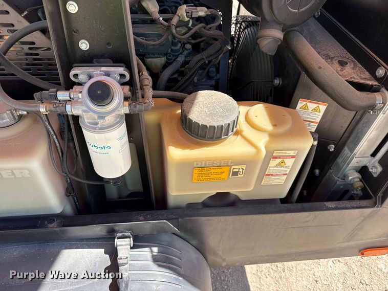 image for item DZ5164 2022 Kaeser M55 air compressor