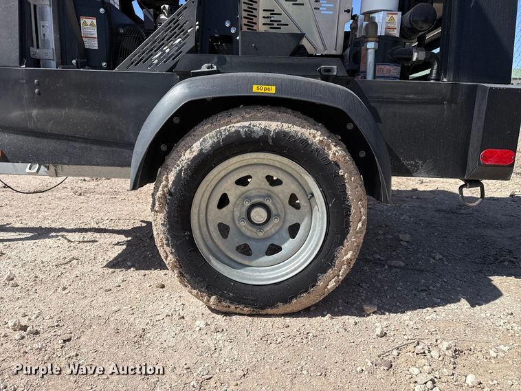 image for item DZ5164 2022 Kaeser M55 air compressor