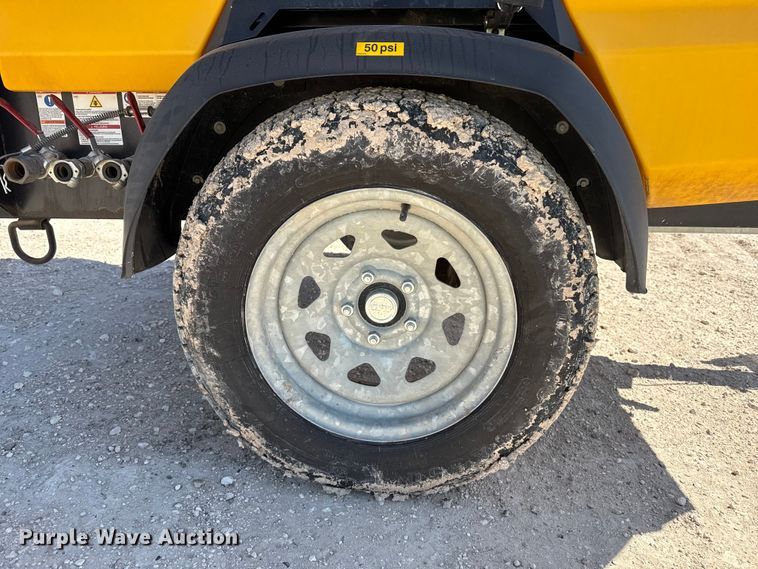 image for item DZ5165 2022 Kaeser M55 air compressor