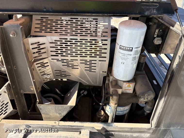 image for item DZ5166 2022 Kaeser M55 air compressor