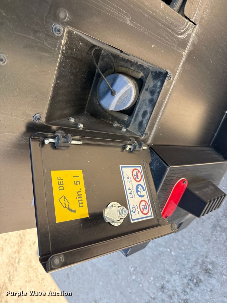 image for item DZ5167 2022 Kaeser M118 air compressor