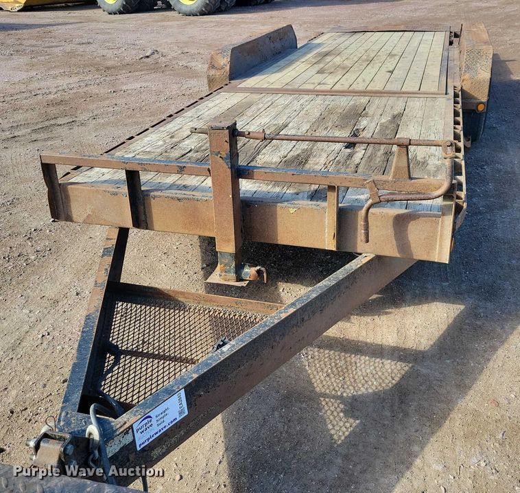 image for item EA2843 2015 PJ tilt deck utility trailer